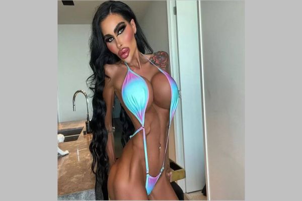 'Barbie humana' australiana gastou cerca de R$ 1 milhão em cirurgias plásticas