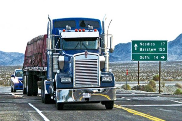 Estados Unidos facilita a solicitação de vistos para motoristas de caminhão