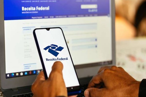 Auxílio Emergencial tem novas regras para declaração do IR 2022