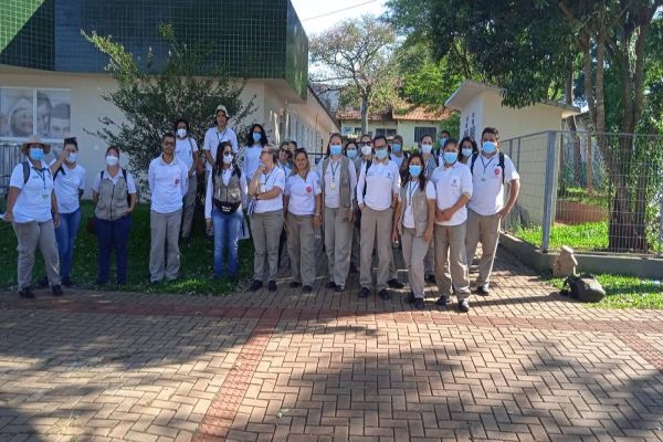 Agentes de endemias seguem com vistorias de imóveis nos bairros Coqueiral e Aclimação