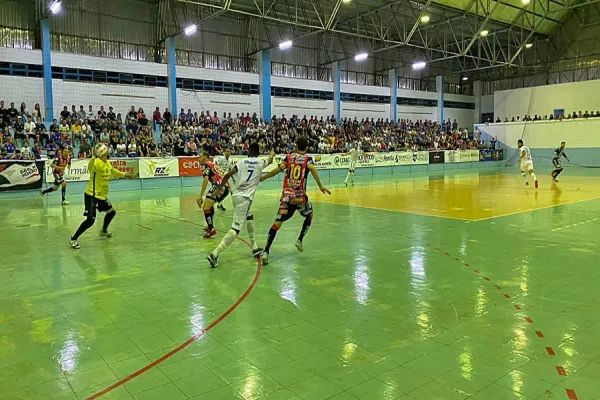 Foto relacionada a notícia: Cascavel Futsal vence a terceira seguida e mantém 100% de aproveitamento no Campeonato Paranaense