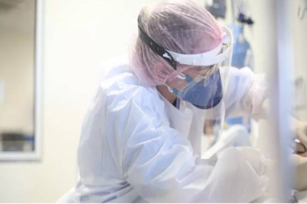 2 anos de Covid-19: quase mil pacientes recuperados