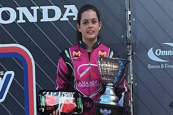 Com novo pódio, Giovana Marinoski chega à vice-liderança na Granja Viana