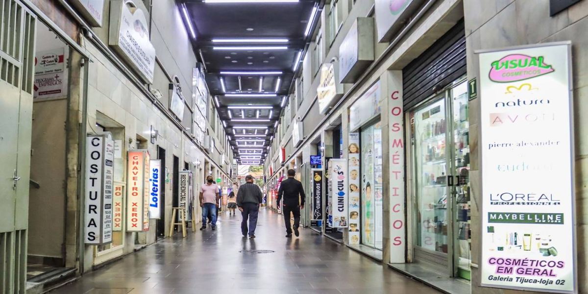 PIB do Paraná cresce 3,3% em 2021, maior avanço desde 2014