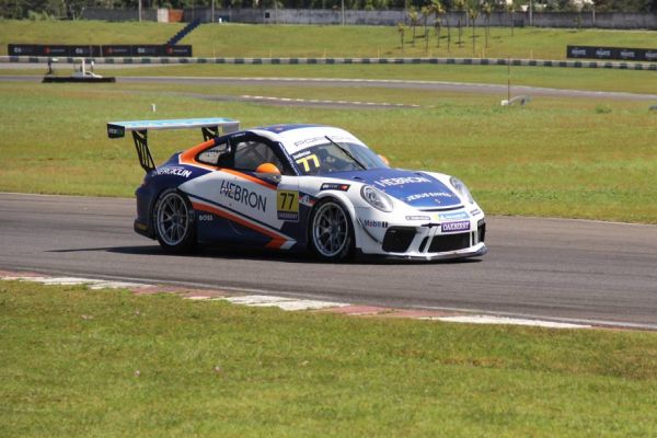 Porsche Cup: Josimar Júnior é o terceiro entre os Sprint Challenge Sport, na corrida de abertura