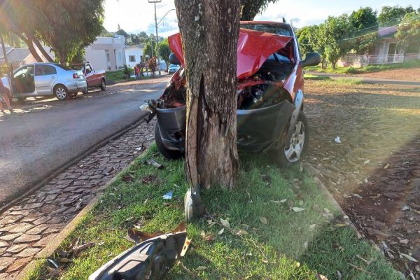Mulher morre após acidente no perímetro urbano de Santa Izabel do Oeste