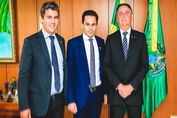 Márcio Pacheco visita Jair Bolsonaro em Brasília