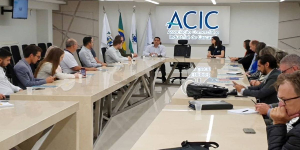 Ações, cases e networking integram coordenadores do Empreender