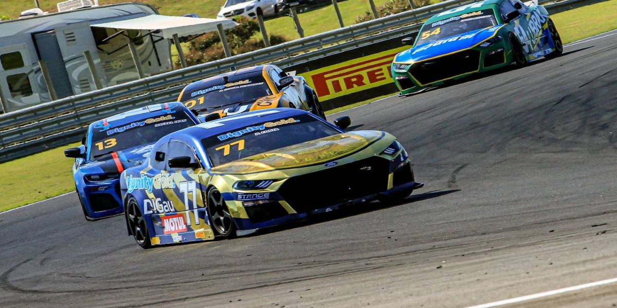 Dignity Gold Sprint Race: estreante brilha no Velocitta e conquista primeira corrida