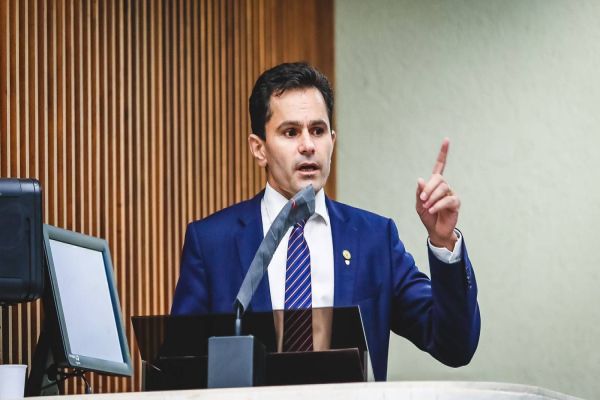 Alep aprova em segunda votação PL que proíbe Passaporte Sanitário no Paraná