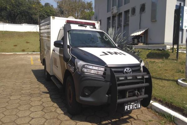 Cadáver em alto estado de decomposição é encontrado dentro de residência na Avenida Carlos Gomes