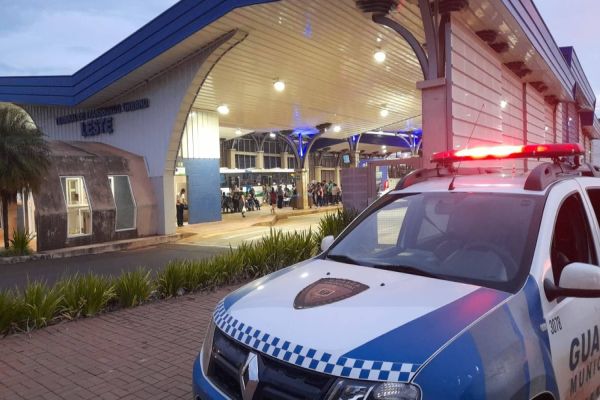 Guarda Municipal amplia patrulhamento preventivo nos terminais de transbordo de Cascavel