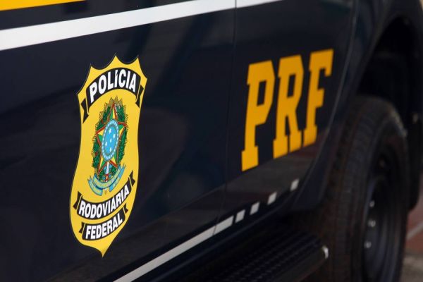 Dois acidentes em sequência na BR-277 mobilizam socorristas e deixam quatro feridos em Curitiba