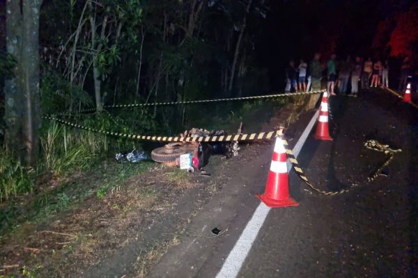 Duas pessoas morrem em grave acidente na PR-281 no sudoeste
