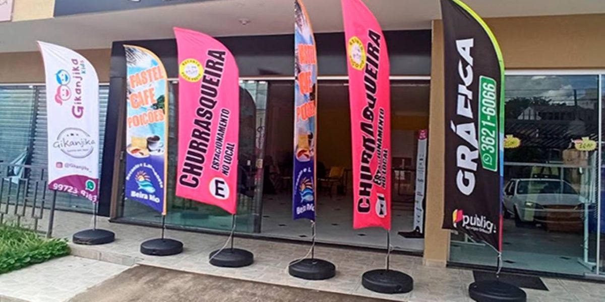 Derrubado veto de Paranhos a projeto sobre bandeiras promocionais em calçadas