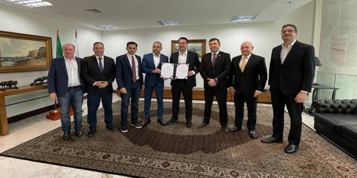 Governador sanciona Lei que proíbe a exigência do passaporte sanitário no Paraná