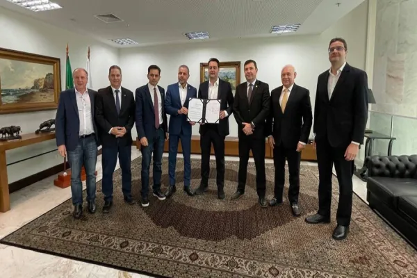 Foto relacionada a notícia: Governador sanciona Lei que proíbe a exigência do passaporte sanitário no Paraná