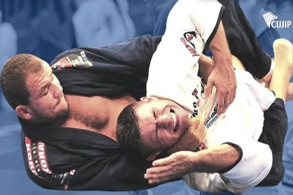 Copa de Jiu Jitsu reúne mais de 400 atletas em Cascavel