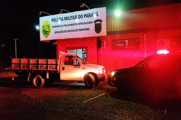 BPFRON e Polícia Federal recuperam em Marechal Cândido Rondon veículo furtado em Cascavel
