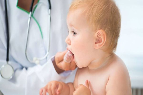 Cinco mitos e verdades sobre a saúde bucal da gestante e do bebê!