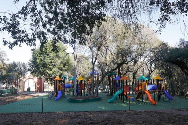 Parquinhos devem ser inclusivos para crianças com deficiência, defende Edson Souza