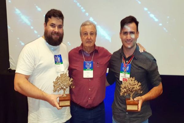 Coopavel conquista dois prêmios no “Oscar do cooperativismo brasileiro”