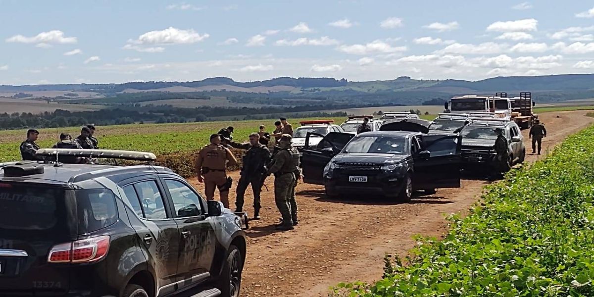 Polícia Militar realiza buscas incessantes aos criminosos envolvidos no ataque a Guarapuava