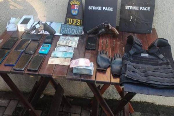 Três pessoas são detidas em cassino clandestino no Bairro Country; Suspeitos de assalto no Floresta