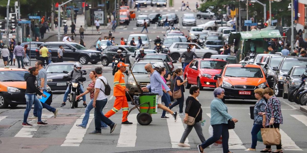 Secretaria da Saúde do Paraná intensifica ações para alertar sobre o comportamento no trânsito