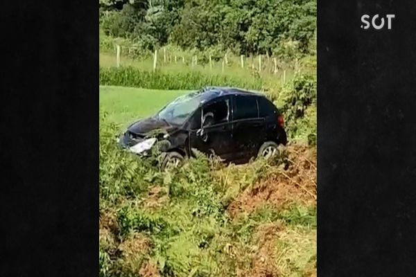 Imagem referente a notícia: Homem morre após capotamento na BR-277 em Laranjeiras do Sul