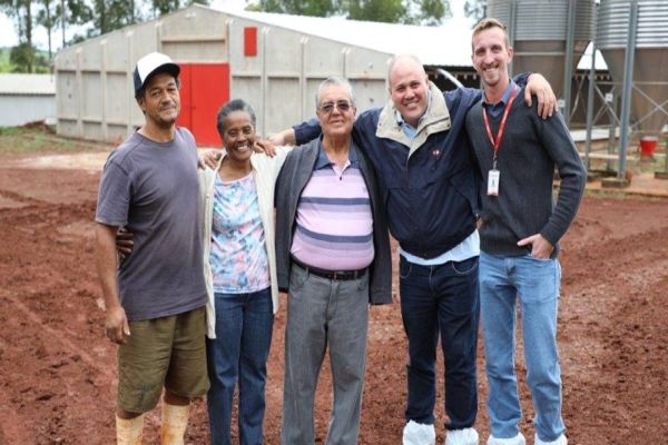 Pioneirismo e resultado recorde na avicultura da Copacol