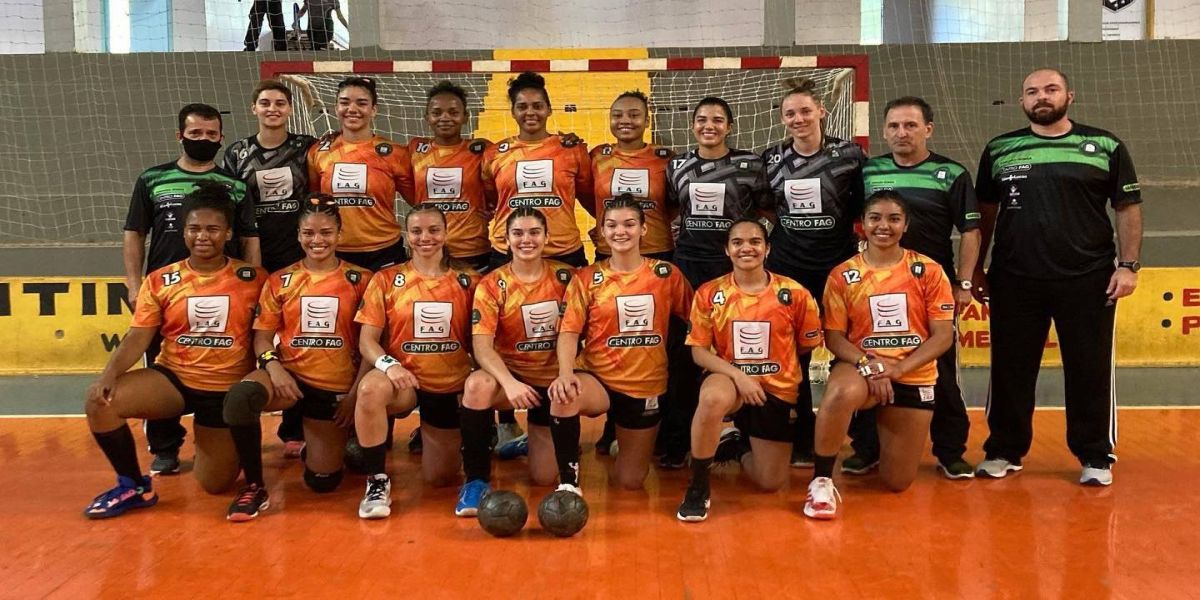 Handebol Feminino de Cascavel segue invicto no Campeonato Paranaense