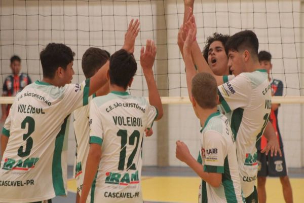 Colégios de Cascavel garantem medalhas de ouro na fase regional dos Jogos Escolares do Paraná