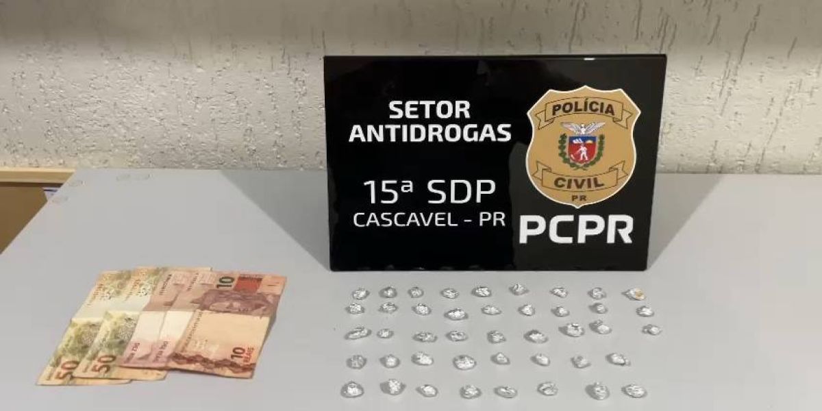 Duas pessoas são detidas pelo GDE da Polícia Civil com 43 porções de crack no Bairro Interlagos