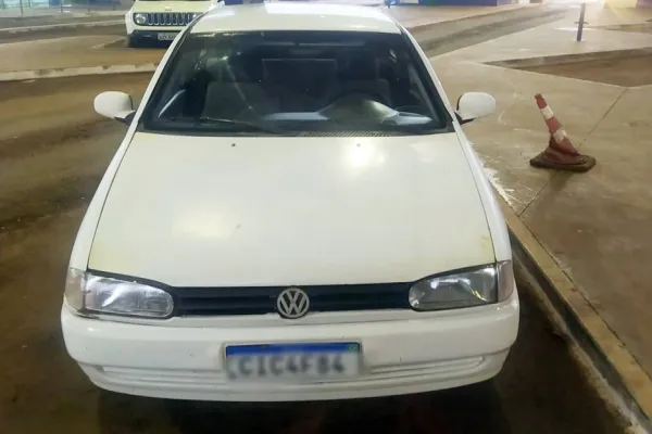 Foto relacionada a notícia: Morador de Cascavel é preso na Ponte da Amizade com carro furtado em Medianeira
