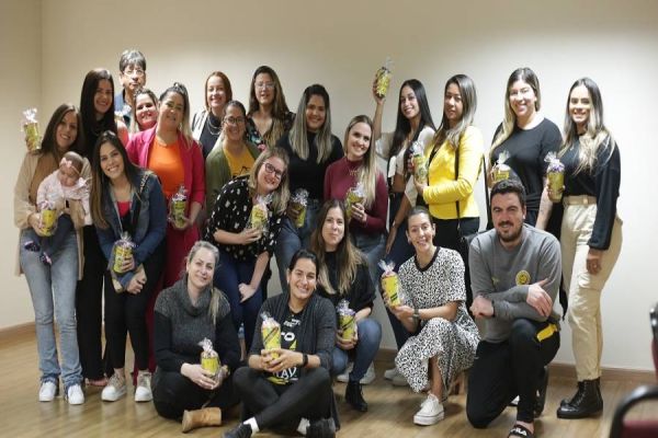 Extracampo: FC Cascavel promove palestra sobre nutrição para esposas de atletas