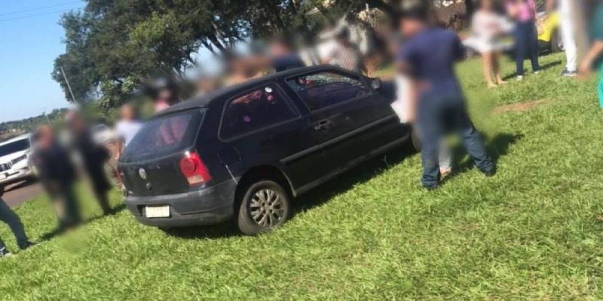 Homem é morto com vários tiros dentro de carro em Guaíra