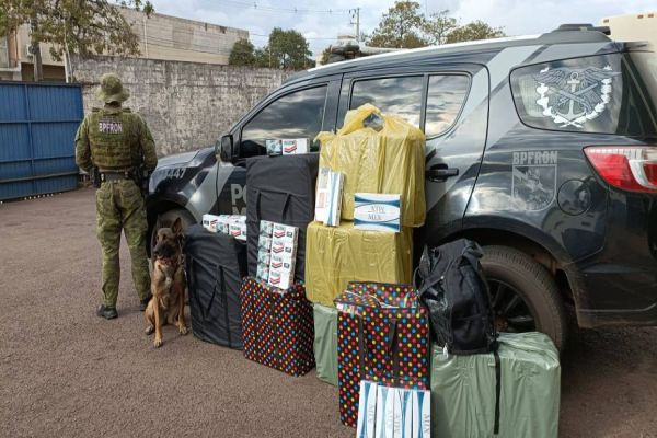 Operação Hórus: BPFRON apreende produtos contrabandeados em ônibus na cidade de Cascavel