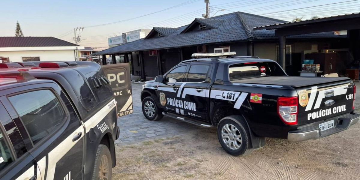 PCPR e PCSC prendem quatro suspeitos de integrar organização criminosa de tráfico de drogas