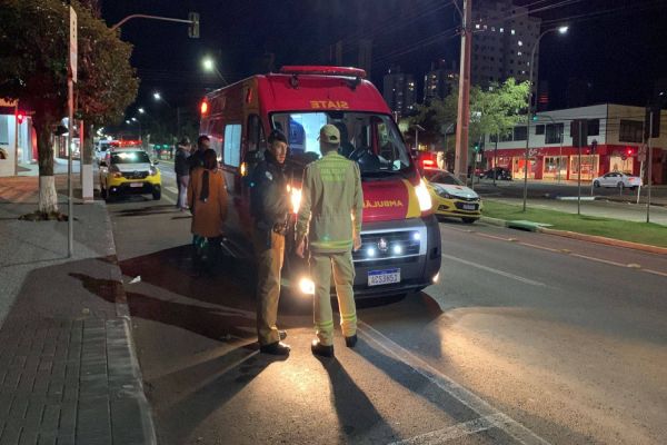 Rapaz esfaqueado em fila de drive-thru morre no Hospital Universitário