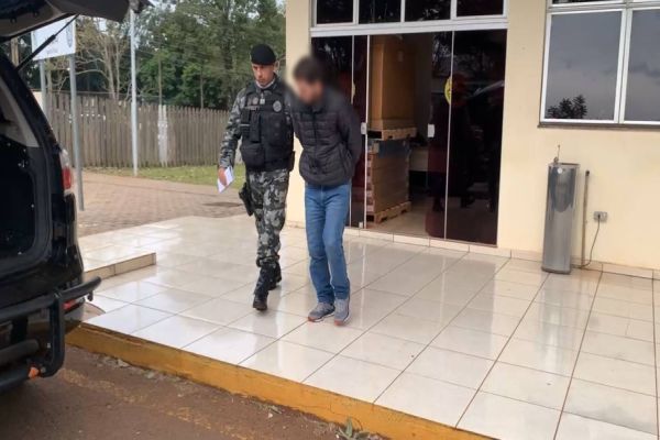 Imagem referente a notícia: Polícia Militar apreende o último envolvido no assalto a agência bancaria em Três Barras do Paraná
