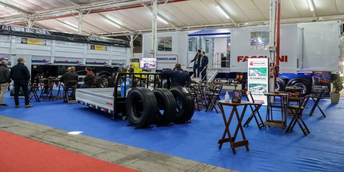 Transpoeste gera R$ 150 mlhões de negócios para o setor do transporte de cargas do oeste do Paraná