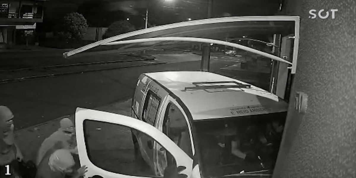 Tabacaria é arrombada em Cafelândia; Bandidos usam Doblo furtada da prefeitura de Nova Aurora