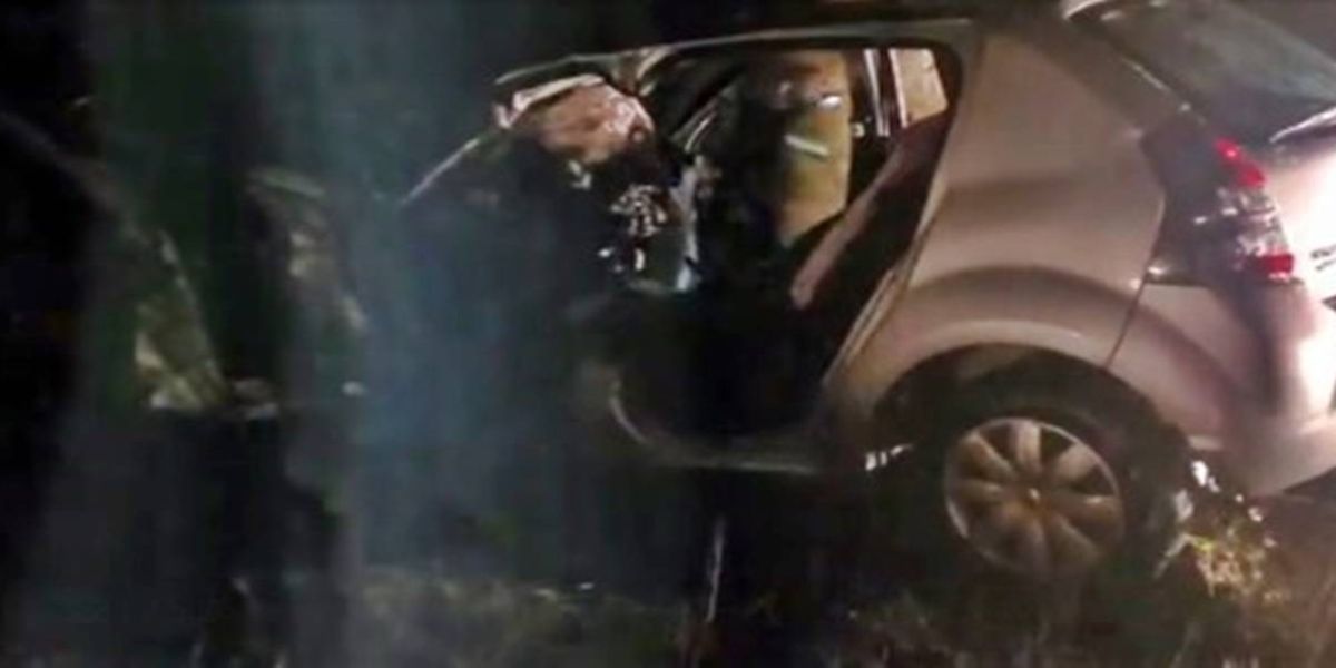 Mãe e filha ficam feridas em colisão entre carro e caminhão na BR-373