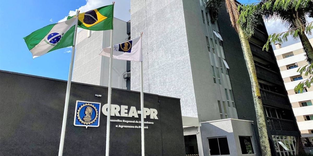 Crea-PR e entidades de classe preparam documentos para apresentação na Alep