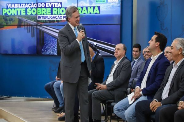 Assinada liberação para estudos de nova ponte entre PR e MS