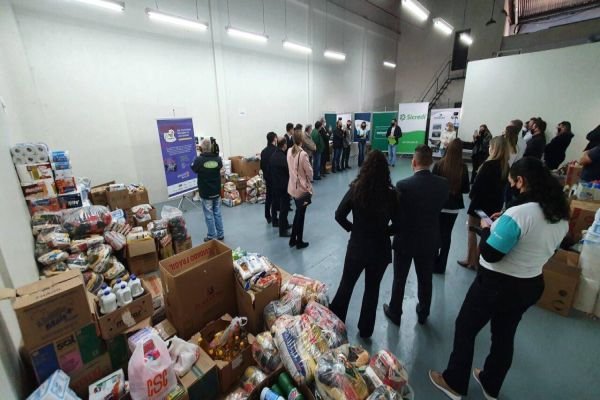 Oito cooperativas participam do Dia de Cooperar 2022 em Cascavel