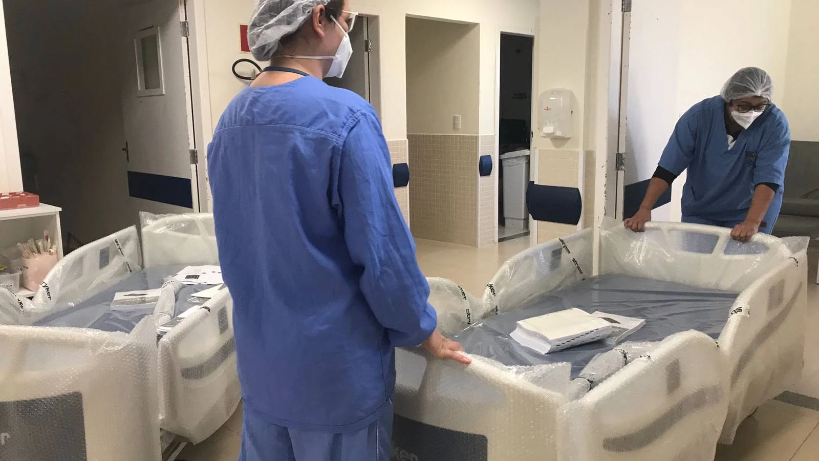 Foto relacionada a notícia: Hospital Universitário do Oeste do Paraná abre 10 novos leitos de UTI