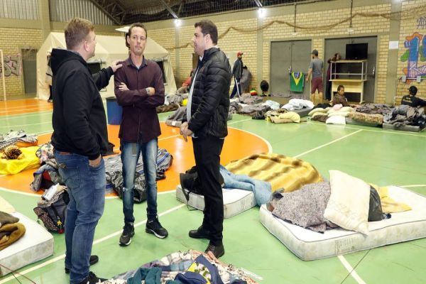 Vida Nova: Abrigados no Ginásio do Creas recebem encaminhamento para clínicas de reabilitação