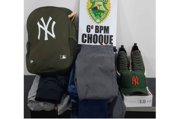 Duas pessoas são detidas pela Polícia Militar após furtarem loja na Rua Riachuelo